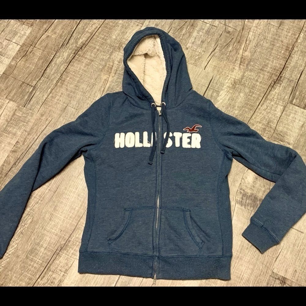Hollister Sherpa lined blue hoodie Juniors EUC SZ- L